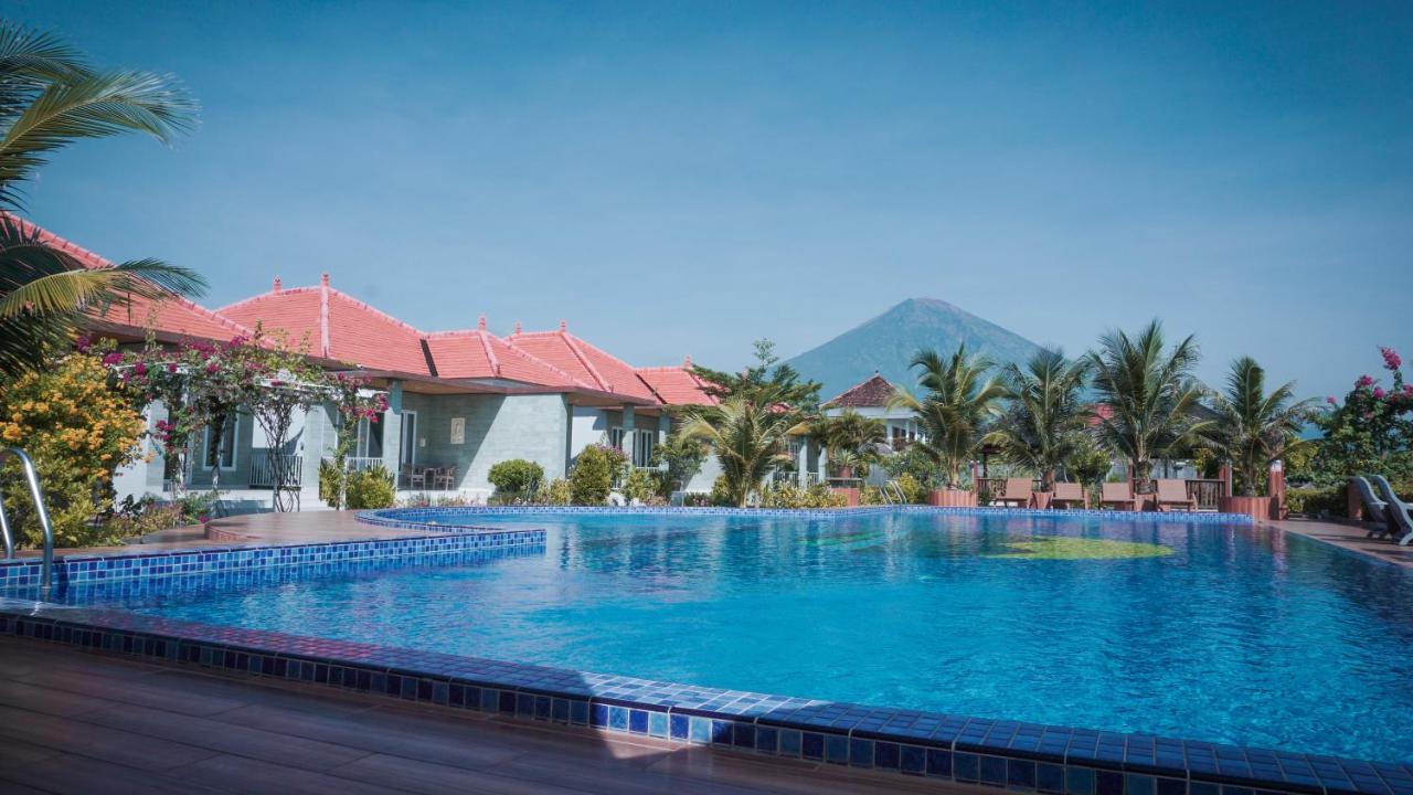 Seamount Hotel Amed エクステリア 写真