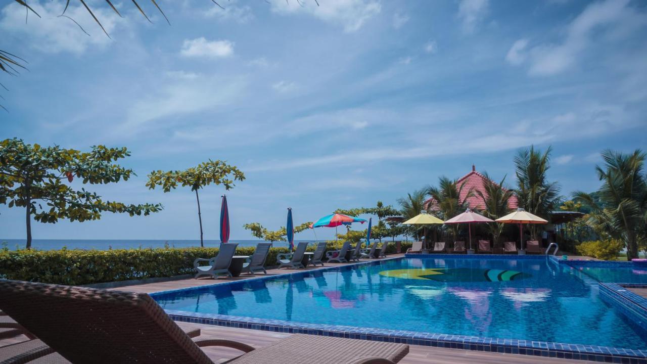 Seamount Hotel Amed エクステリア 写真
