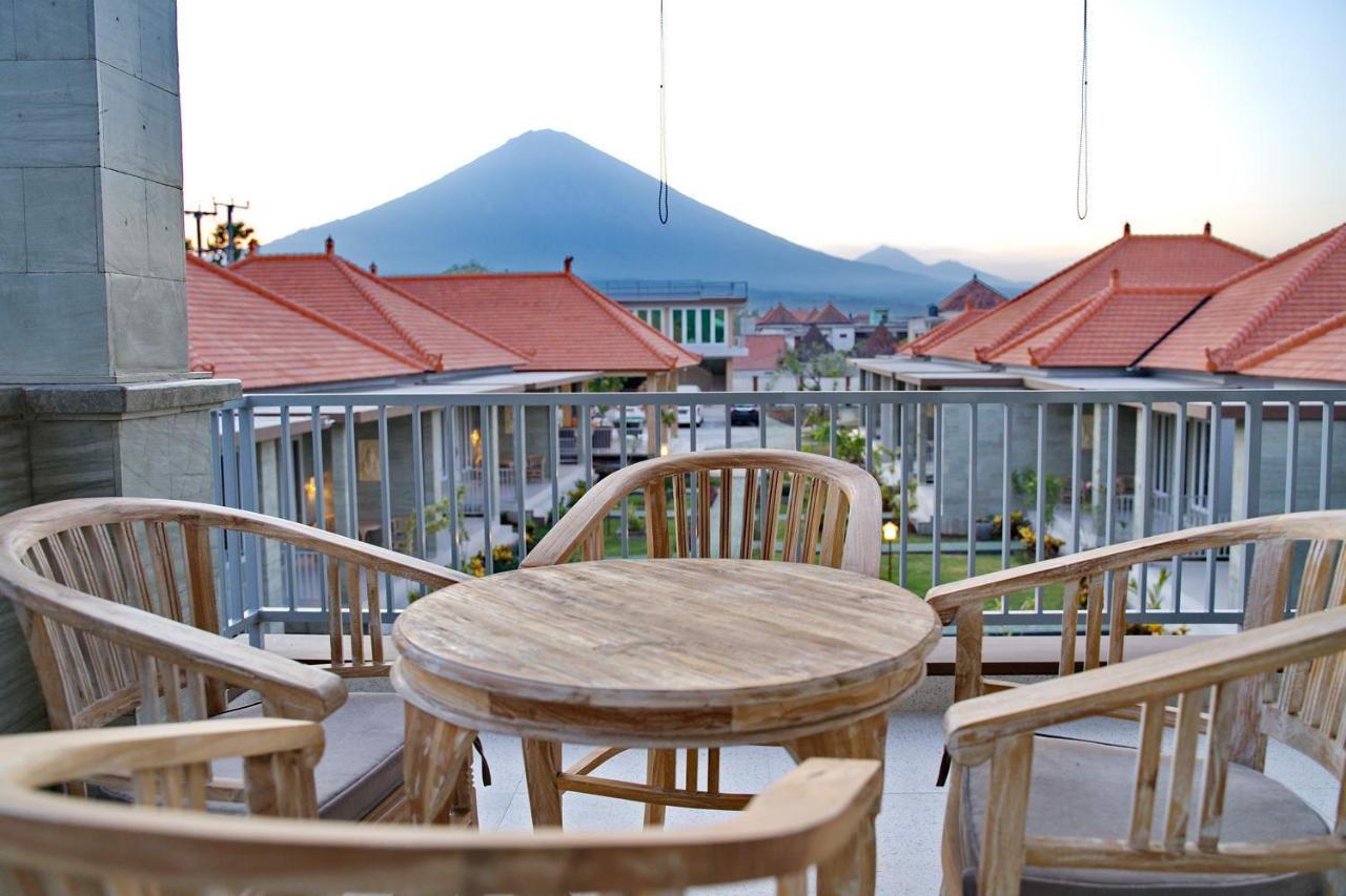 Seamount Hotel Amed エクステリア 写真