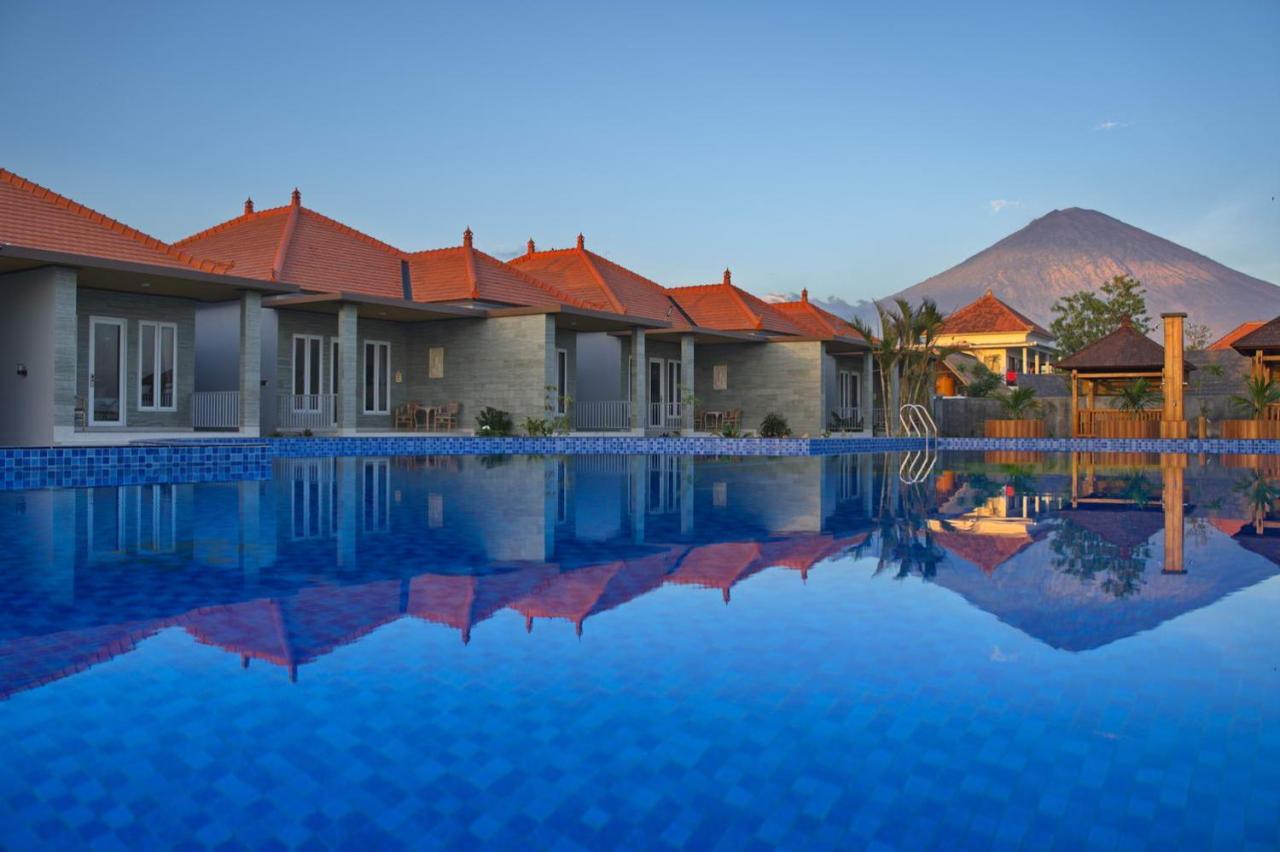 Seamount Hotel Amed エクステリア 写真